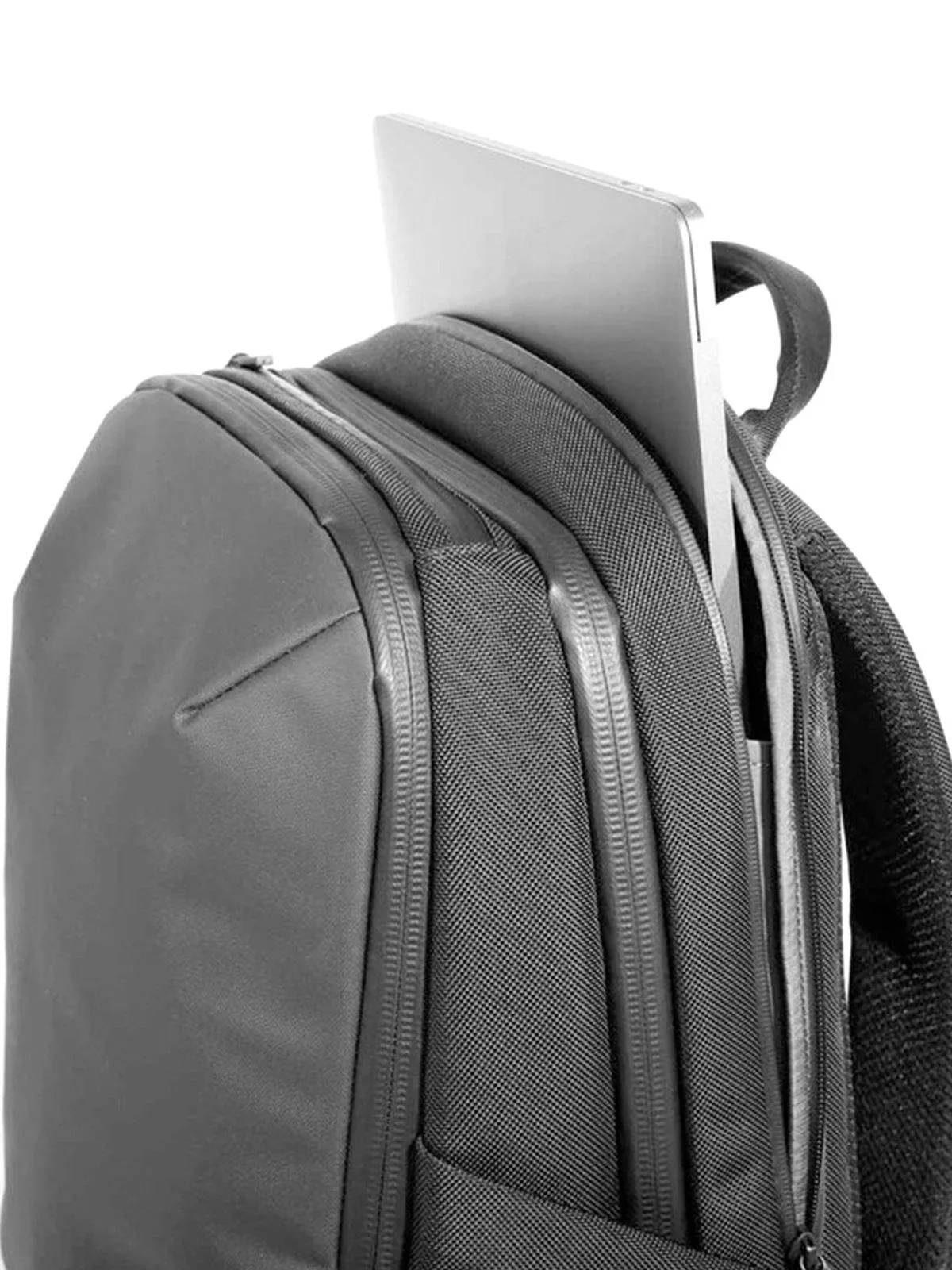 AER Tech Pack 2 Black