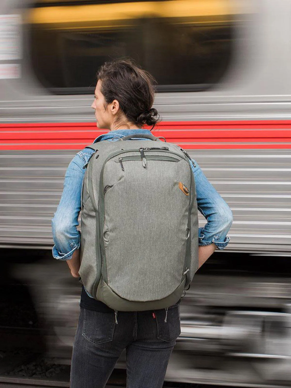 Peak Design Travel Backpack Sage Green 45L